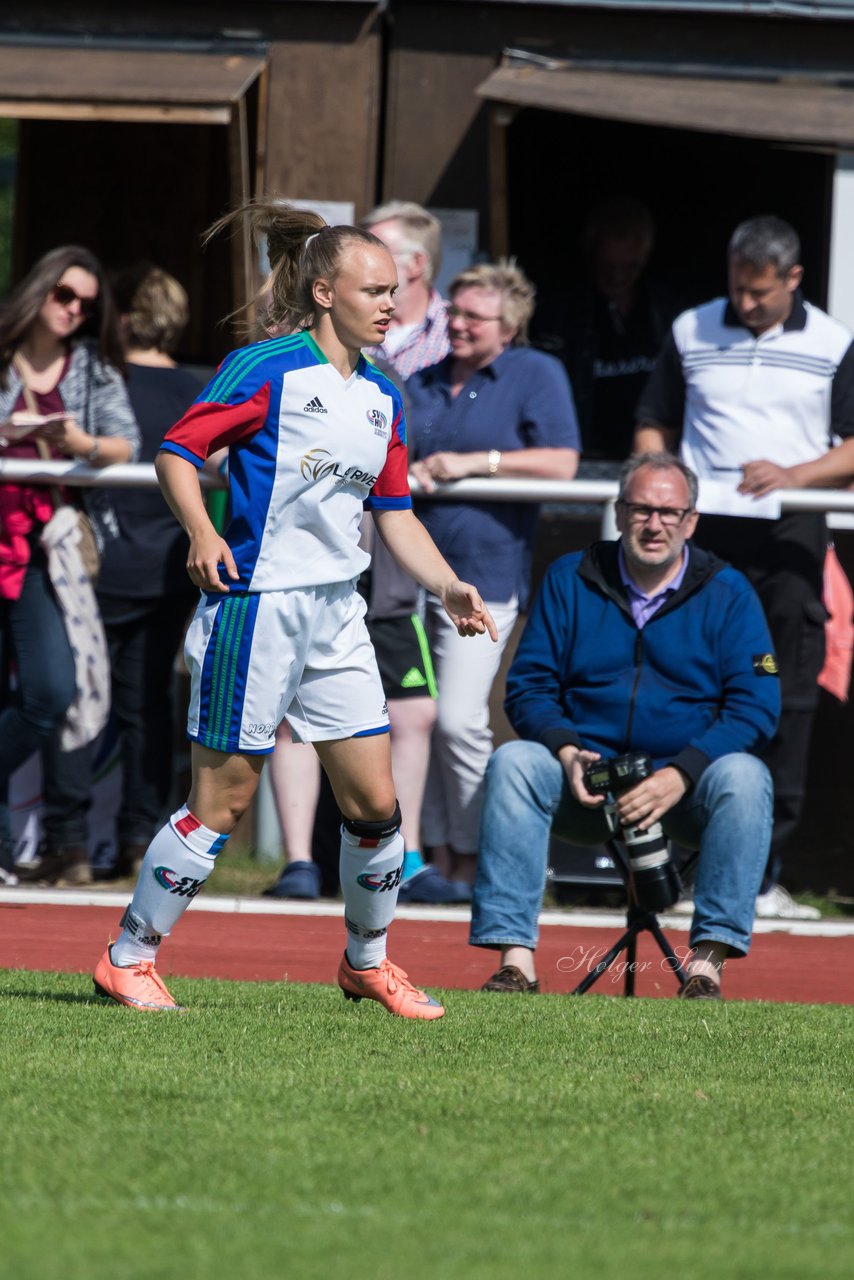 Bild 173 - wBJ SV Henstedt Ulzburg - Hamburger SV : Ergebnis: 0:2